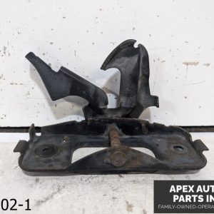 OEM 2002 Dodge Dakota 4.7L Hood Latch Lock Release Assembly