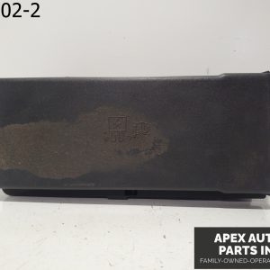 OEM 2012 Ford Taurus 3.5L ENGINE FUSE RELAY JUNCTION BOX