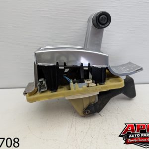 OEM 2006 Ford Mustang Coupe Automatic Transmission Floor Gear Shifter Assembly