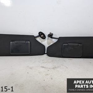 OEM 2013 Chrysler 200 2.4L Sunvisor Set Sun Visor Pair Illuminated Homelink