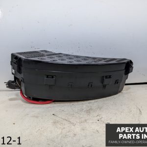 OEM 2003 Jaguar S-Type 4.2L Engine Fuse Relay Box
