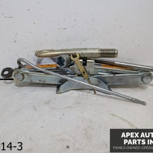 OEM 2006 Infiniti M35 3.5L Jack & Lug Wrench