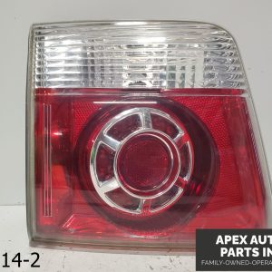 OEM 2009 GMC Acadia 3.6L Driver Left Side Tail Light Taillight NR8XA