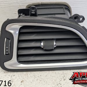 OEM 2015 Chrysler 200 2.4L LEFT DRIVER Side Dash AC Air Vent Outlet