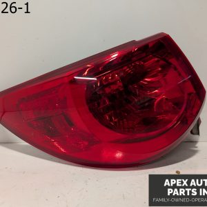 OEM 2012 Chevrolet Traverse 3.6L Driver Side Tail Light Taillight B03B09041