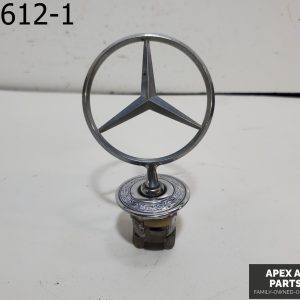 OEM 2004 Mercedes E500 5L W211 HOOD EMBLEM ORNAMENT