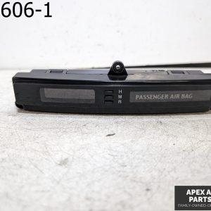 OEM 2005 KIA Sorento 3.5L Dash Digital Clock Display Assembly 94500-3E300