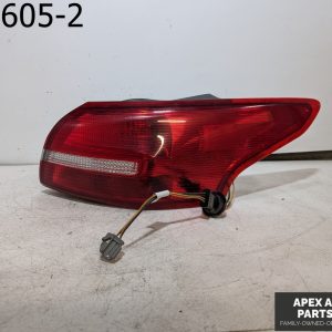 OEM 2017 Ford Focus 2L RH Right Passenger Side Taillight LED