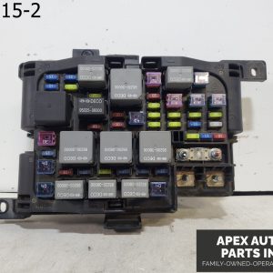 OEM 2007 KIA Rondo 2.7L Fuse Box Relay Unit 919501D210 Module 564 2L1-B4