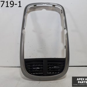 OEM 2015 Chevrolet Malibu 2.5L Enter Dash Air Vent Radio Bezel Trim Panel