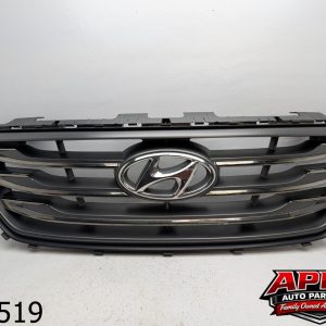 OEM 2015 Hyundai Sonata 2.4L Grille Center Upper