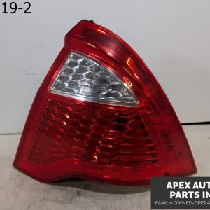 OEM 2011 Ford Fusion 2.5L REAR RIGHT DRIVER SIDE TAIL LAMP