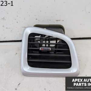 OEM 2012 GMC Terrain  Left Driver Side Dash AC Air Vent Grille Outlet LOC-135FBH