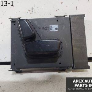 OEM 2009 Chrysler Town & Country 3.8L Passenger Right POWER SEAT control SWITCH