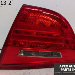 OEM 2009 BMW 328i 3L REAR PASSENGER SIDE QUARTER PANEL TAIL LIGHT LAMP OEM
