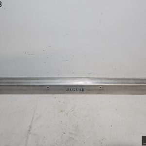 OEM 1984 Jaguar XJ6 4.2L Left REAR THRESHOLD STEP TRIM MOLDING 1980 1981 1983