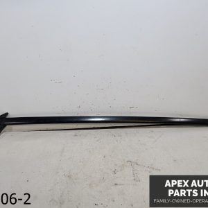 OEM 2002 Toyota Highlander 3.0L BODY SIDE TRIM PANEL