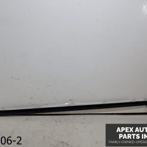 OEM 2002 Toyota Highlander 3.0L BODY SIDE TRIM PANEL