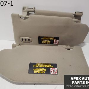 OEM 2002 Infiniti Q45 4.0L FRONT LEFT SIDE SUNVISOR 96400AR202