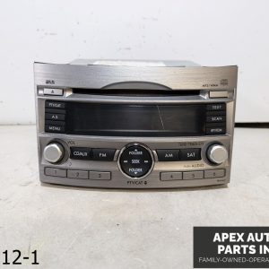 OEM 2011 Subaru Outback 2.5L RADIO AM/FM/CD/AUX/SAT 86201AJ64A