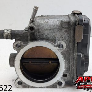 OEM 2005 Toyota Highlander 3.3L  Throttle Body