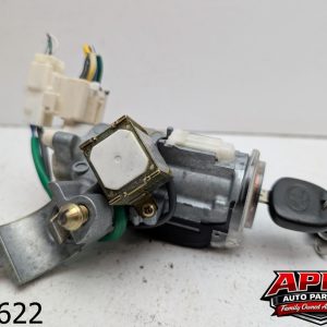 OEM 2005 Toyota Highlander 3.3L Ignition Switch W/ Key