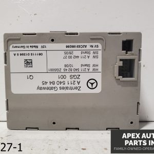 OEM 2003-2009 Mercedes E350 3.5L central gateway control module 2115408445