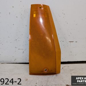 OEM 1996 Jeep Cherokee 4.0L Corner Light Passenger Side