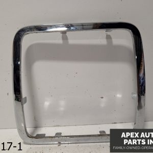 OEM 2005-2010 Jeep Grand Cherokee 5.7L Center Console Shifter Bezel Trim