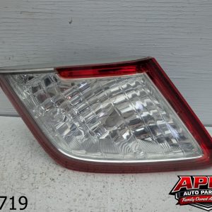 OEM 2007 Toyota Camry 2.4L INNER LID Tail Light Right Passenger