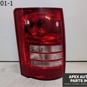 OEM 2010 Chrysler Town & Country 3.8L Driver Left Tail Light 1029134