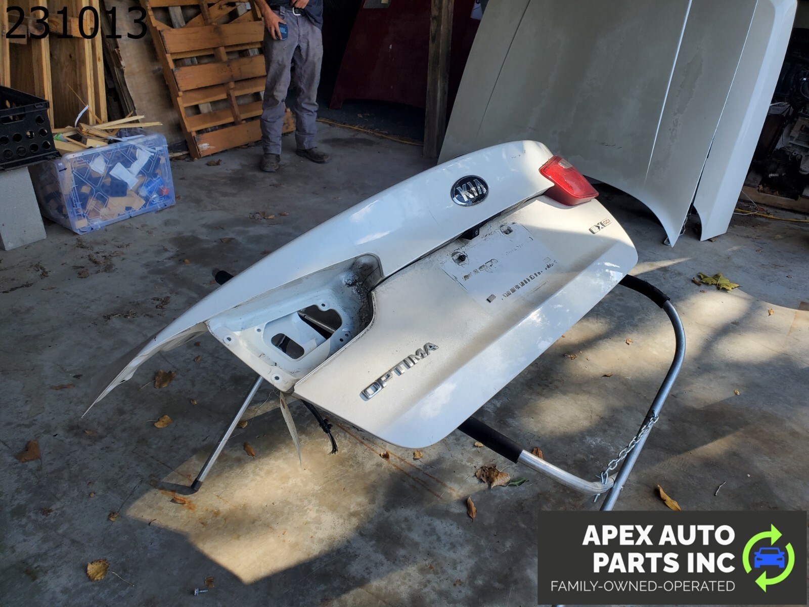 *NO SHIPPING* 2015 KIA Optima REAR HATCH TRUNK DECKLID LIFTGATE WHITE - Image 2