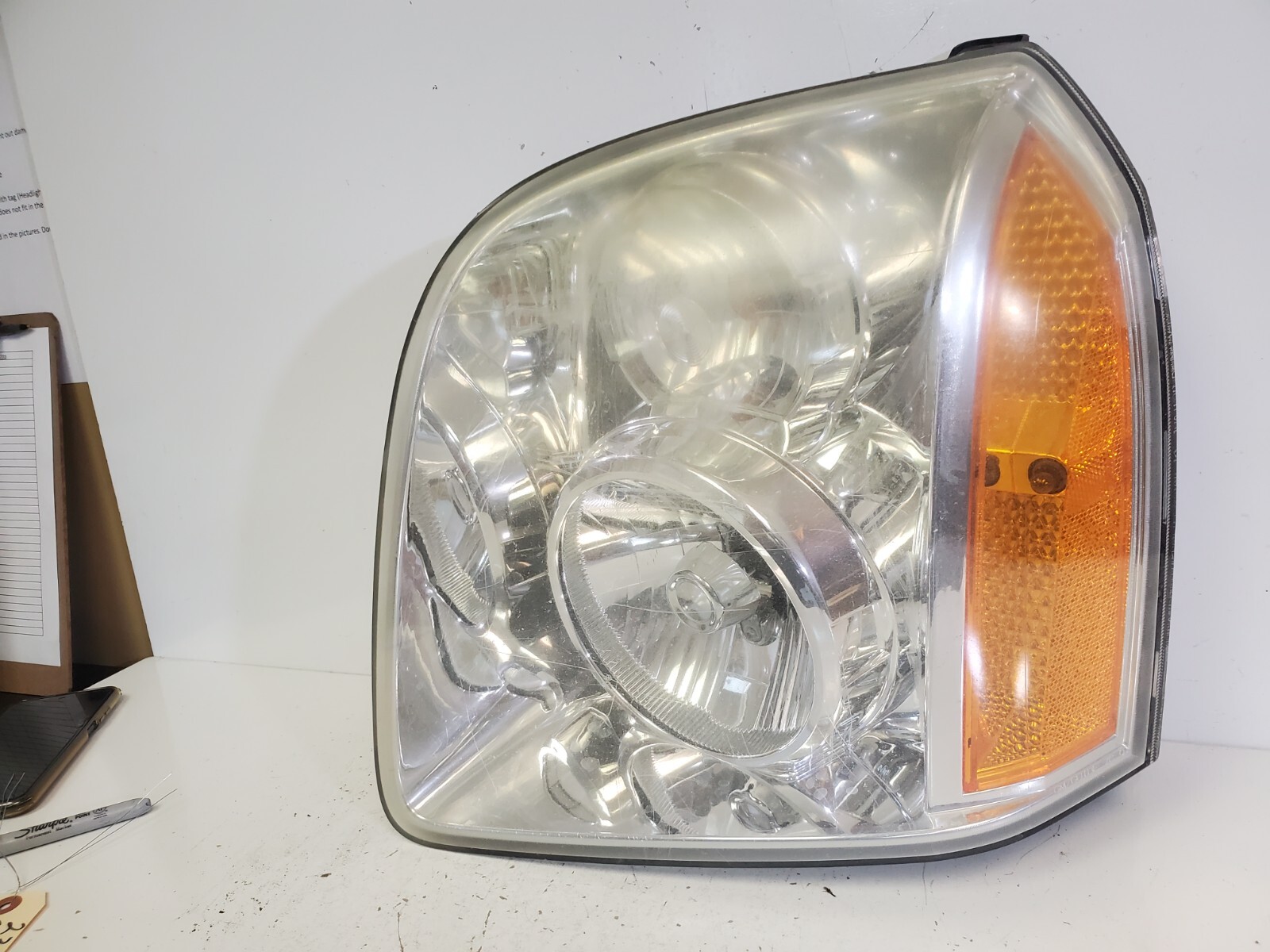 OEM 2007 - 2014 GMC Yukon XL 1500 Driver Left Halogen Headlight LH - Image 3