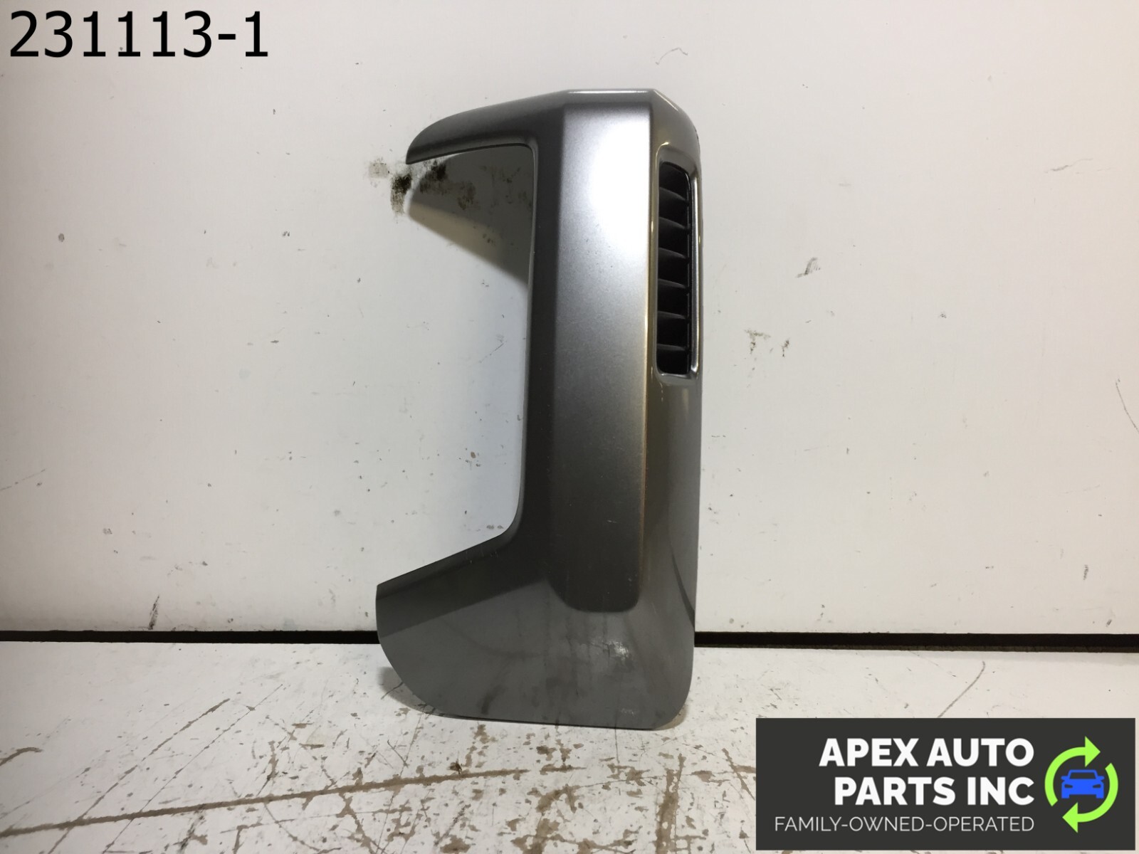 OEM 2015 Chevy Silverado FRONT RIGHT DASH TRIM PANEL MOULDING