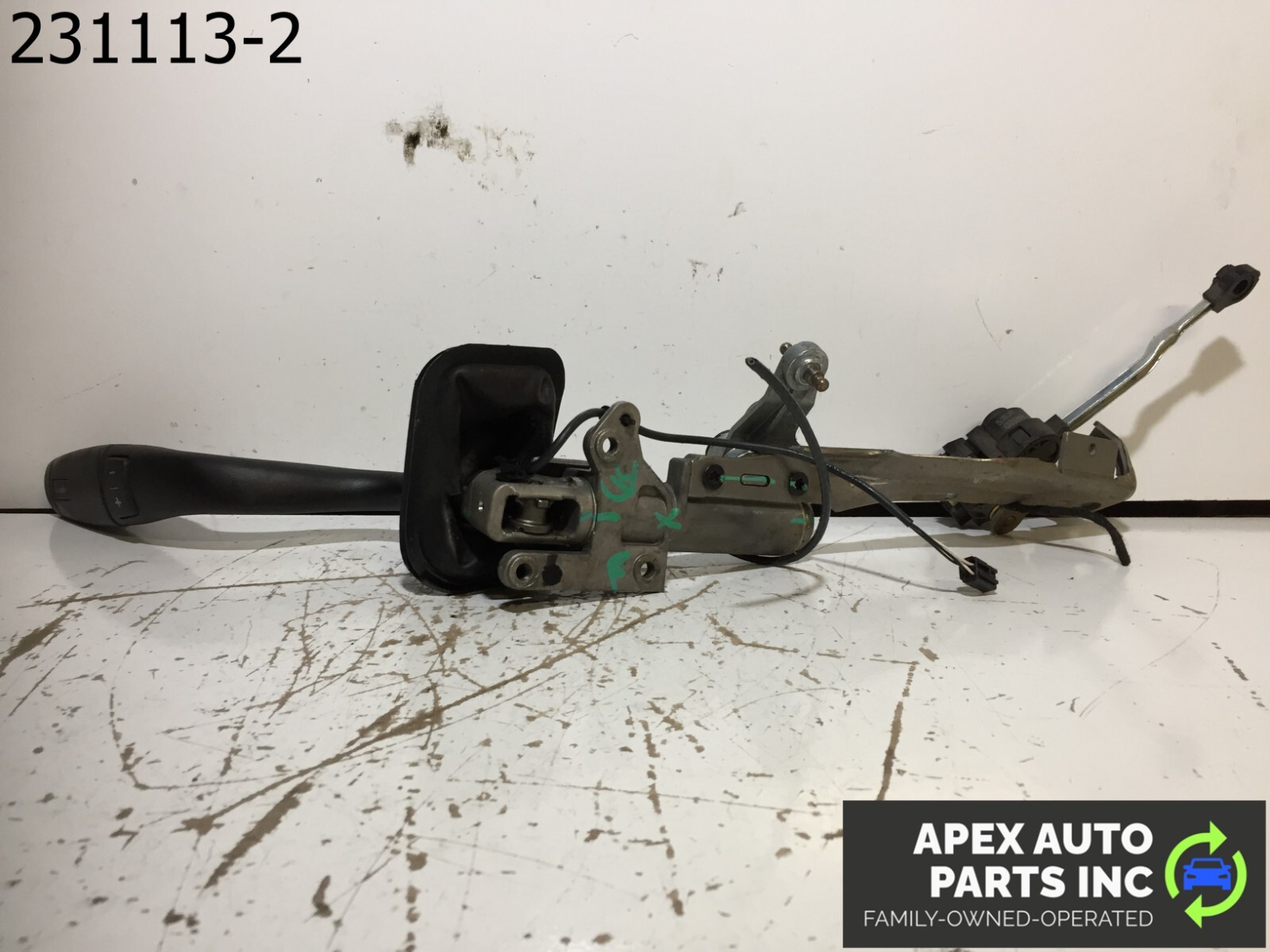 OEM 2015 Chevy Silverado Steering Column Automatic Gear Shifter Lever Assembly