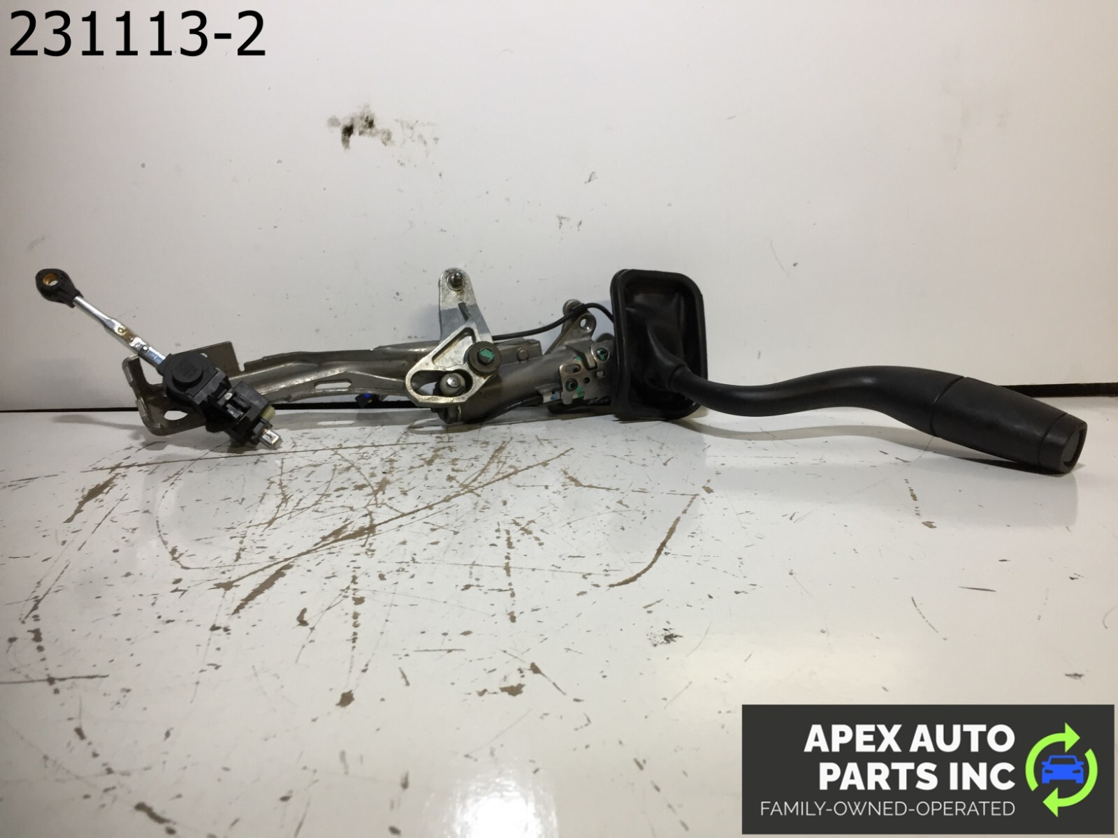 OEM 2015 Chevy Silverado Steering Column Automatic Gear Shifter Lever Assembly - Image 4