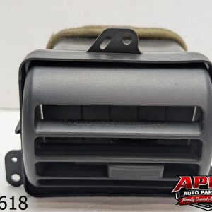 OEM 2005 Ford F-250 5.4L Left Center Dash AC Air Vent