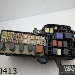OEM 2002 Lexus ES300 3.0L Engine Fuse Relay Box Compartment