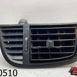 OEM 1992 Saab 900 2.1L Dash Air Vent