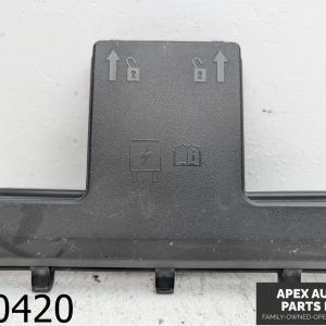 OEM 2017 Ford Fusion Hybrid 2.0L Fuse Relay Cover Lid Cap