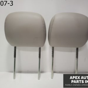 OEM 2009 Dodge Grand Caravan 4L Front Headrest LH RH Right Left Set Leather