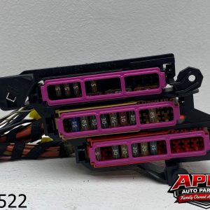 OEM 2010 Audi A4 2.0L FUSE BOX / Holder