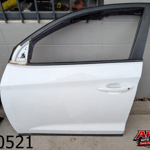 *NO SHIPPING* OEM 2021 Hyundai Tucson  LEFT DRIVER FRONT DOOR WHITE