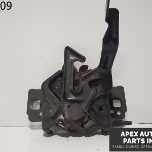 OEM 2003 Ford F150 4.2L Super Duty Hood Latch