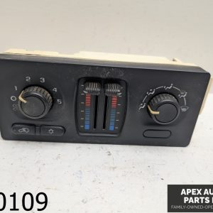 OEM 2003 Chevrolet Silverado 6.0L Dash Heater A/C Climate Control Temperature