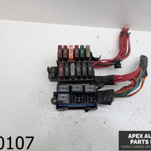 OEM 1995 Cadillac Seville SLS 4.6L  Engine Fuse Box Assembly