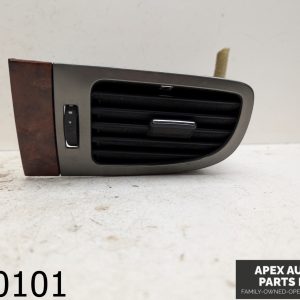 OEM 2008 Chevrolet Avalanche Air Vent Duct Deflector Trim Plate Front LH Left