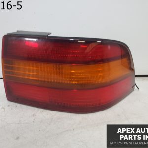 OEM 1994 Lexus LS400 Passenger Tail Light Quarter Panel Mounted