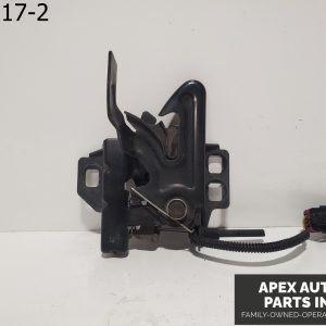 OEM 2010 Chevrolet Malibu 2.4L Front Hood Lock Latch Release Actuator 20761108