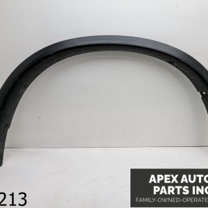 OEM 2019 Mitsubishi Outlander 2.0L  RIGHT SIDE FENDER WHEEL ARCH FLARE MOLDING